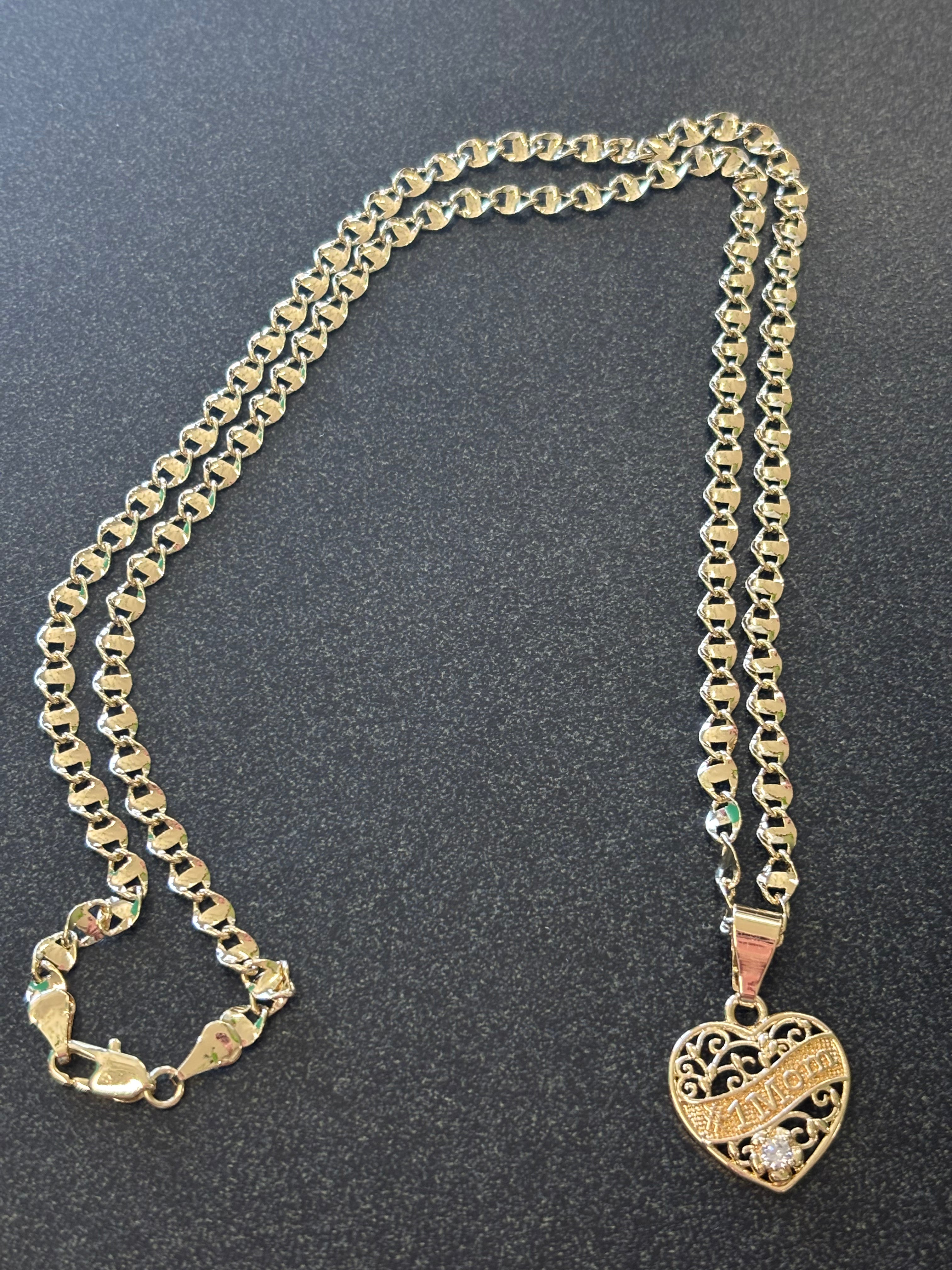 #1 mom necklace